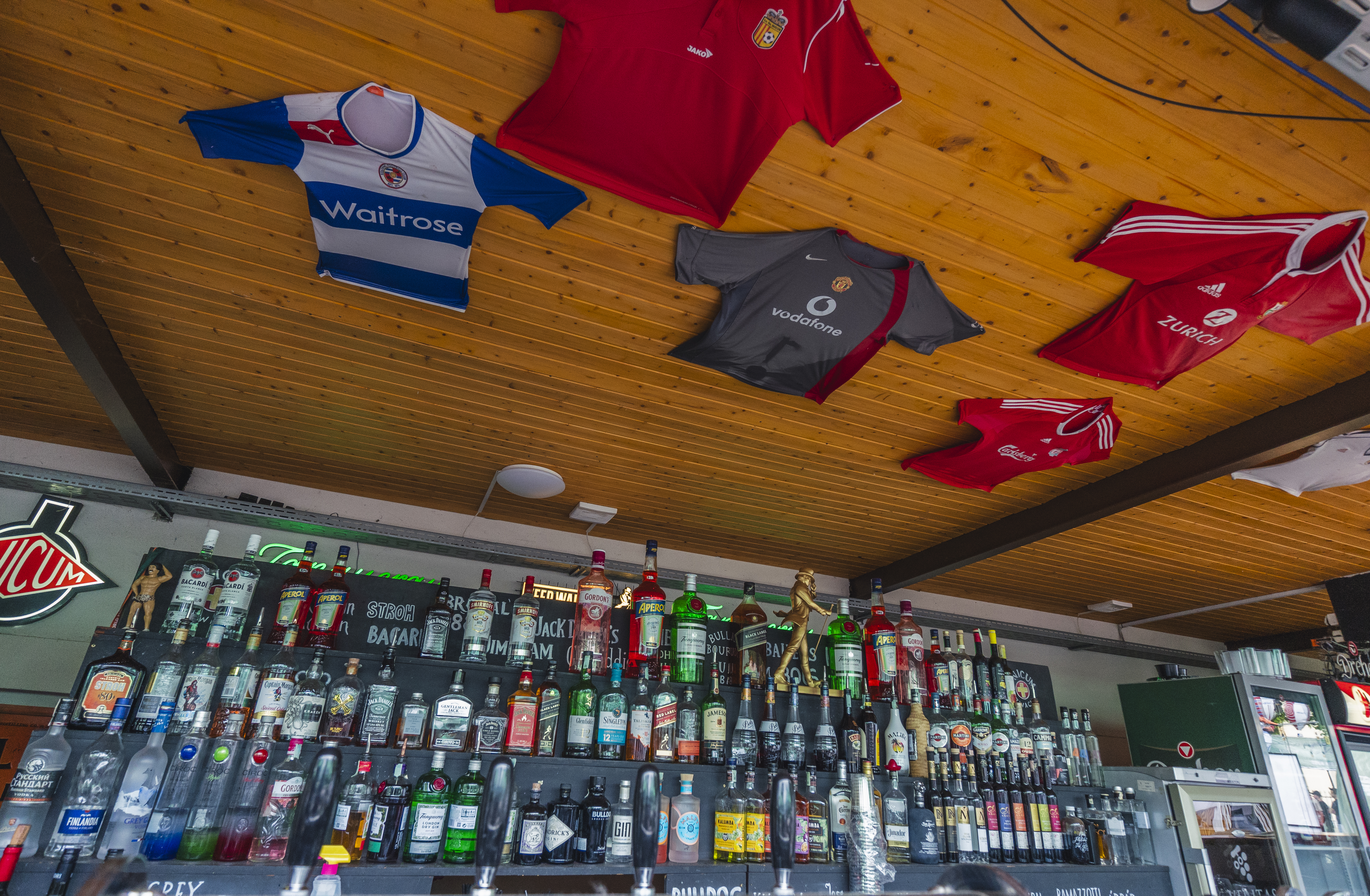 Champs Pub jerseys