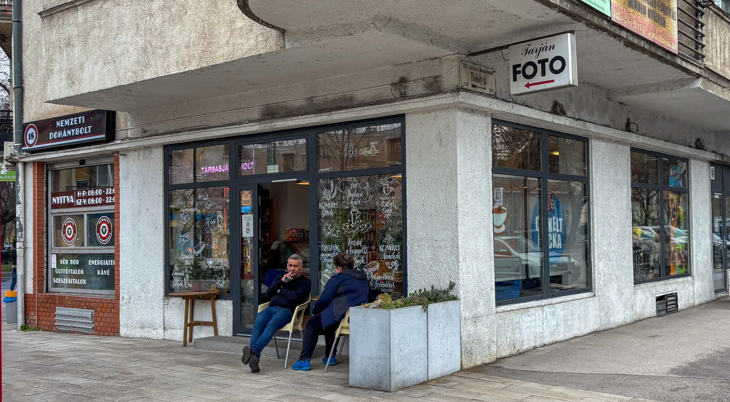 Cinkelt Kocka from the street