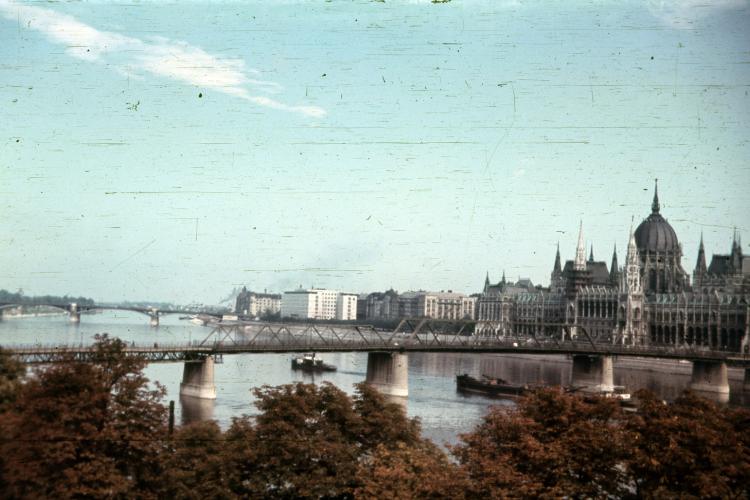 Kossuth Bridge, Budapest