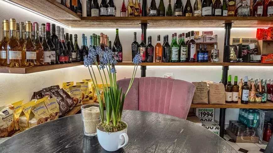 Essence Delicates flower and wines