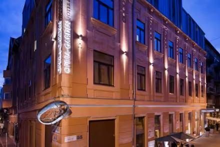 Opera Garden Hotel